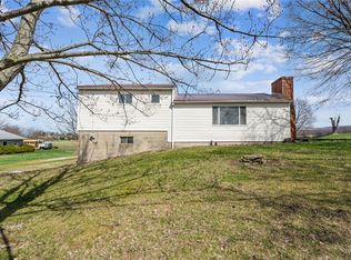 3380 Country Club Rd, Mount Pleasant, PA 15666