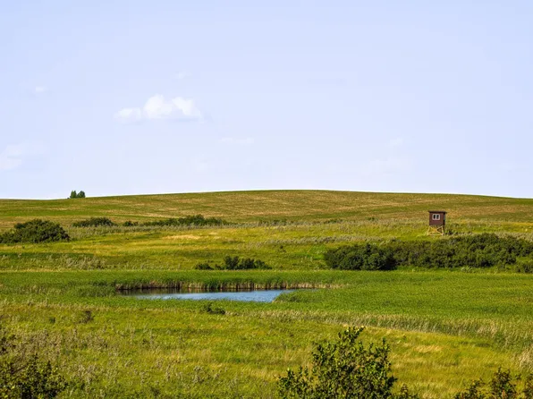 9th Ave NW, Butte, ND 58723