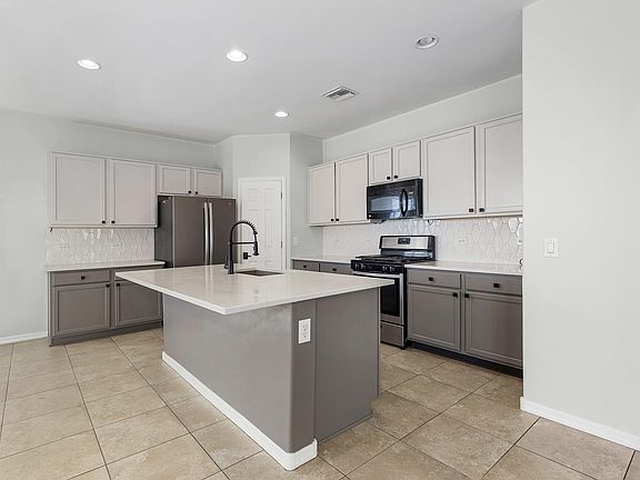 591 Kitchen_08092022