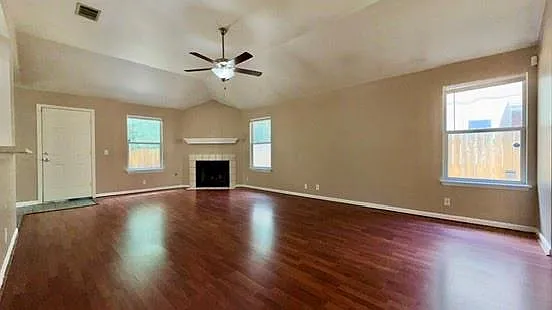 14700 Menifee St — Photo 2