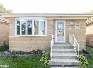 2950 Oak Park Ave, Berwyn, IL 60402