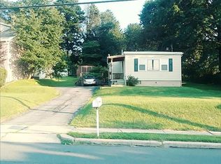 918 Upland Ave, Reading, PA 19607