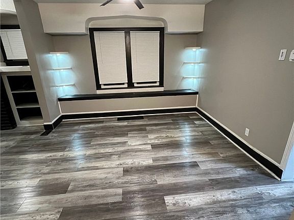 3rd image of 11910 Gay Ave
