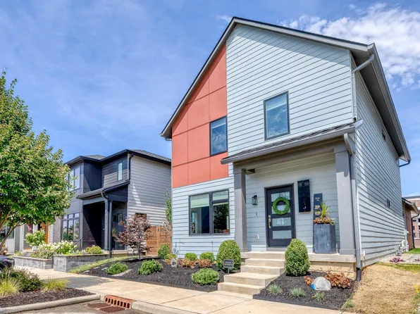 8686 Morgan Dr, Fishers, IN 46038