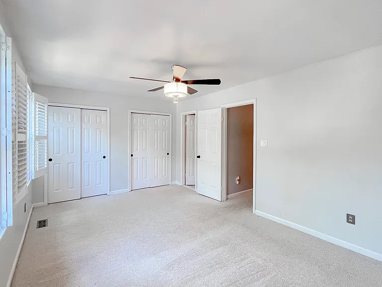 6623 Sky Blue Ct — Photo 16