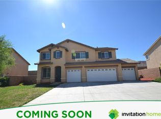 7532 Ridge View Dr, Lancaster, CA 93536