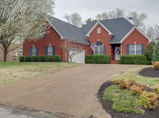 118 Stonehollow Way, Hendersonville, TN 37075