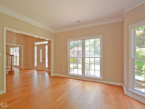 5th image of 130 Arden Ct