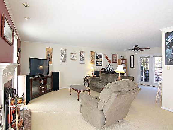 2nd image of 4809 Clairson Dr