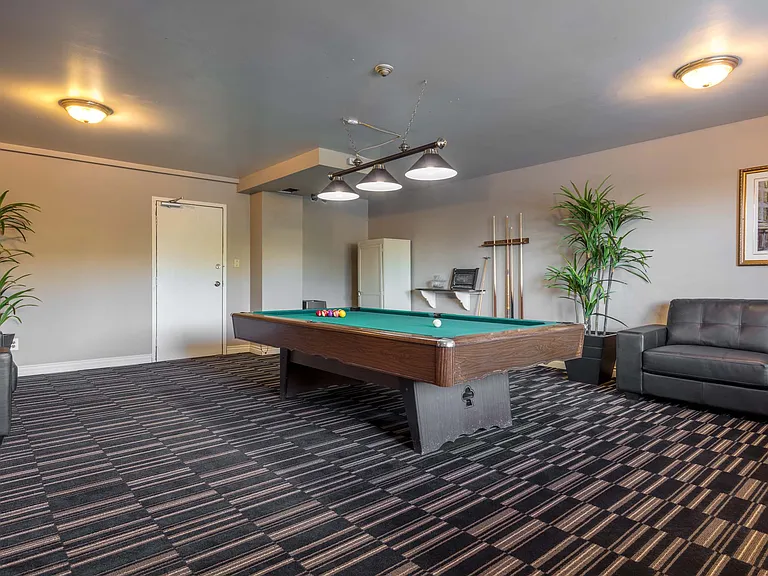 8575 Riverside Dr E — Photo 14