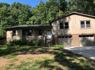 581 Teague Dr NW, Kennesaw, GA