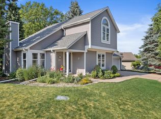 N78W15552 Rosewood Dr, Menomonee Falls, WI 53051