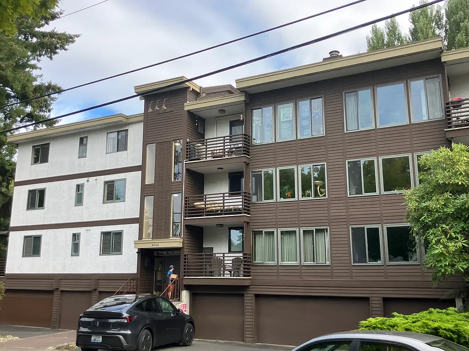 3505 W Government Way #303
