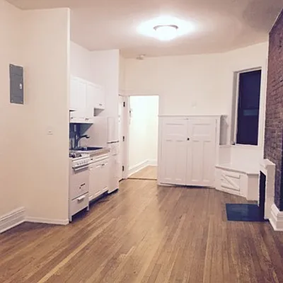 Rented by City Connections Realty | media 14