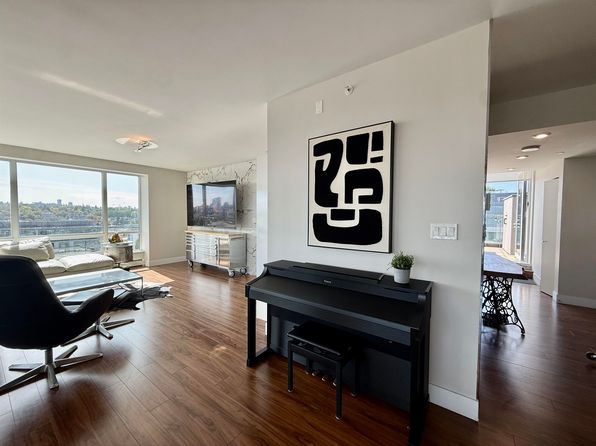 2 bedroom rental in Vancouver — photo 31