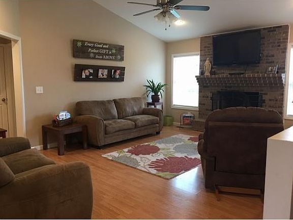 LRG OPEN GRT RMCATHEDRAL CEIL