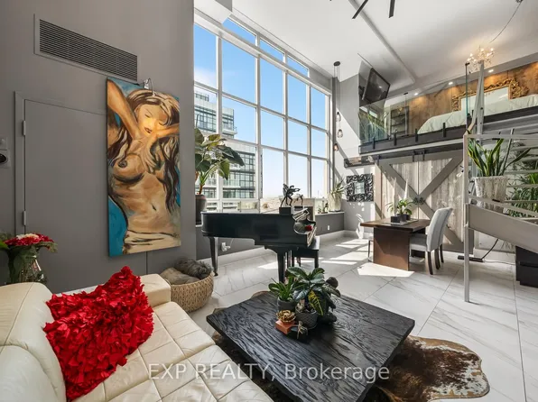 300 Manitoba St #Penthouse 416, Toronto, ON M8Y 4G6