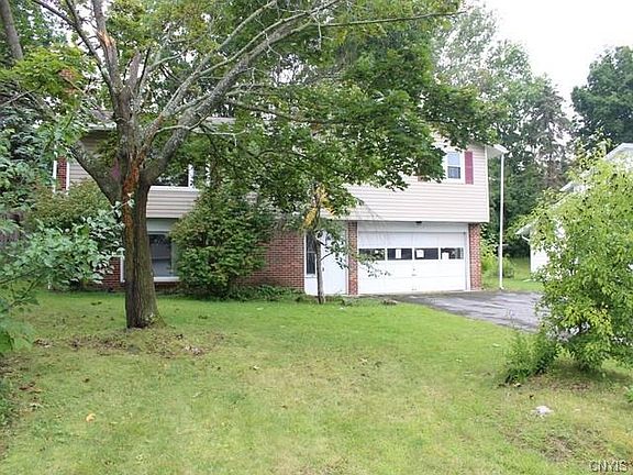 2nd image of 109 Moyer Heights Dr