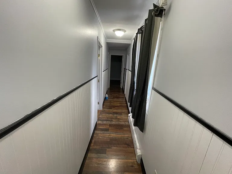 3 Laurel Rd W — Photo 6