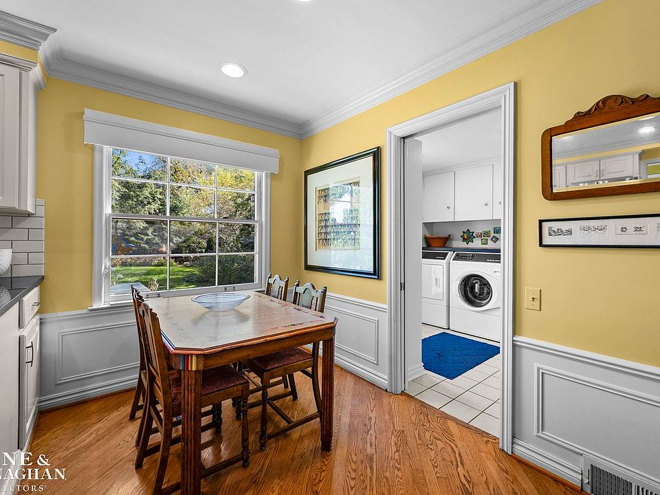 332 Kercheval Ave, photo 24