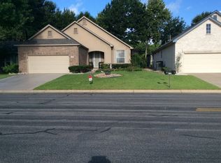 218 Whispering Wind Dr, Georgetown, TX 78633