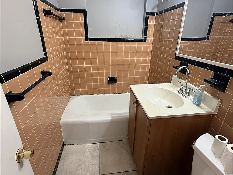 3955 Seminole Ave — Photo 13
