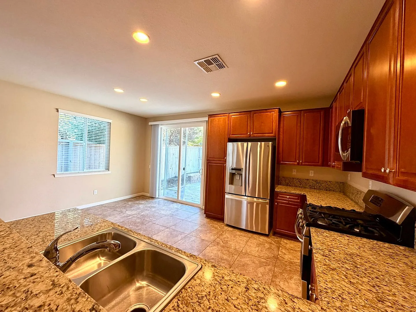 10787 Grayslake Dr — Photo 4