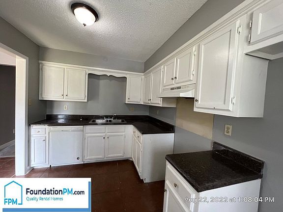 5th image of 4415 Forest Valley Dr