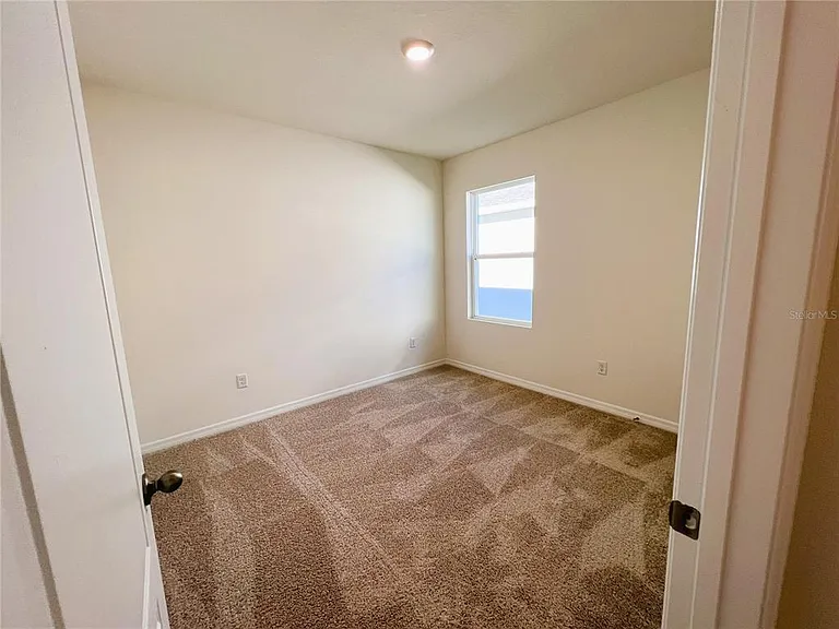 2127 Desert Rose Dr — Photo 16