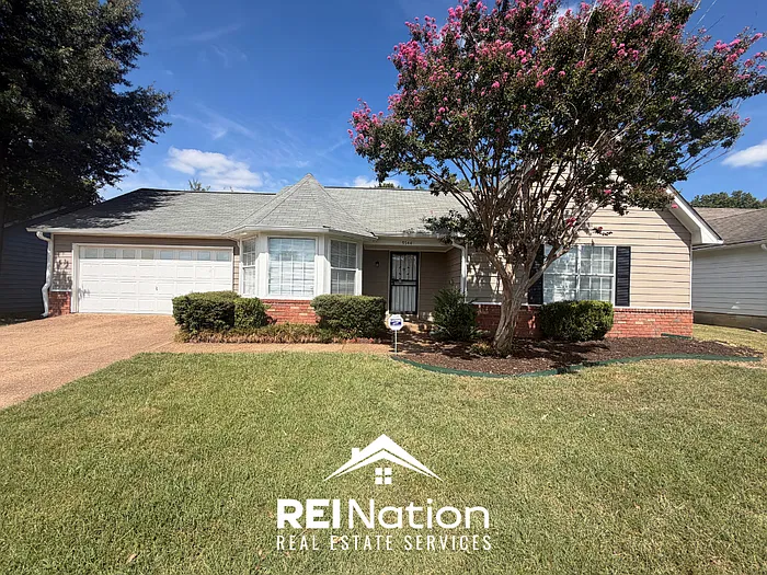 3 bed, 2.0 bath, 1303 sqft, $1,745 — Photo 1