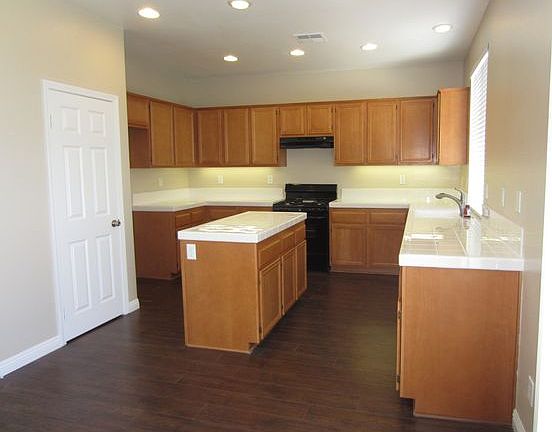 5th image of 29853 Rock Rose Ct