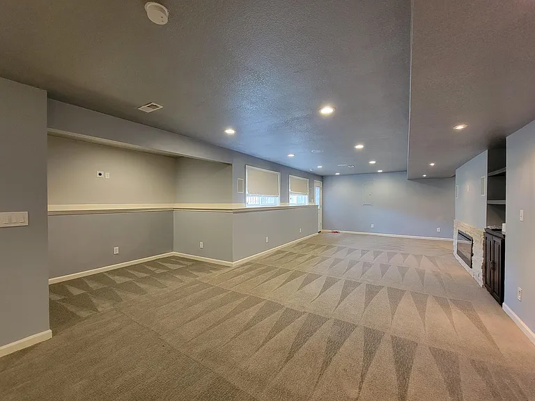 1865 W Ferrel Dr — Photo 34