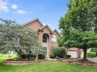 2532 Dewes Ln, Naperville, IL