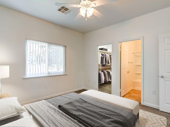 Constellation - Military Housing, 985 Ticonderoga Ave, Lemoore, CA 93245