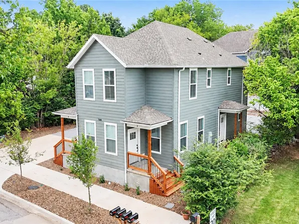 588 S Willow Ave #2, Fayetteville, AR 72701