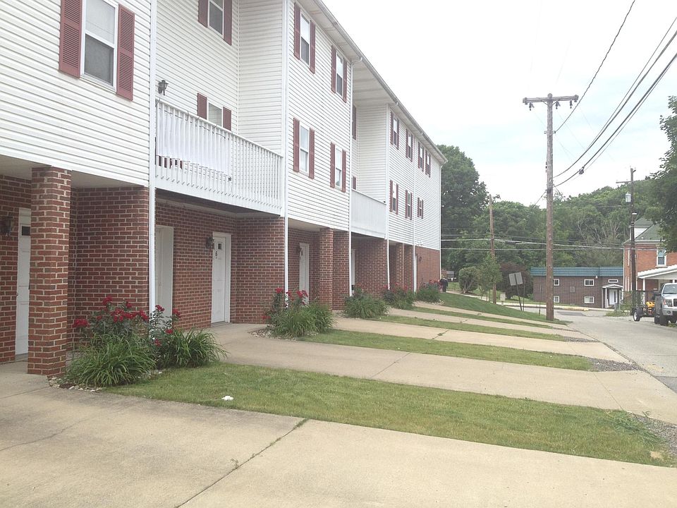 1st image of 119 W College St