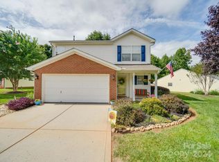 1311 River Run Rd, Lowell, NC 28098