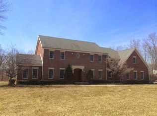 2880 Harrison Woods Rd, Terre Haute, IN 47805