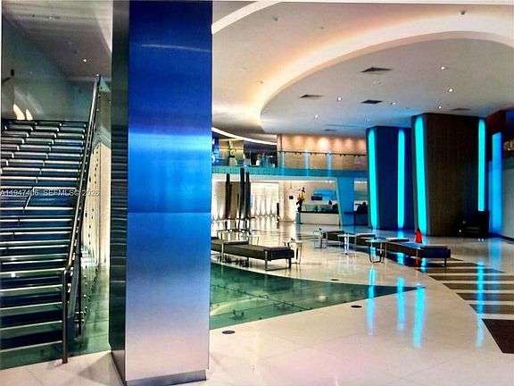 2nd image of 92 SW 3rd St APT 4309