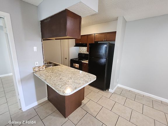4th image of 636 Golden Raintree Pl #21-239