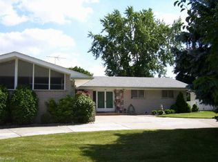 11542 Jenny Dr, Warren, MI 48093