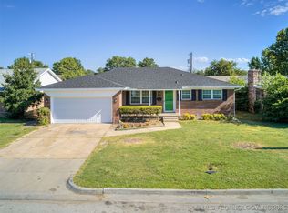 8543 E 24th Pl, Tulsa, OK 74129