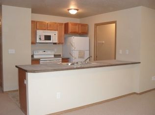 2418 39th St APT 102, Missoula, MT 59803