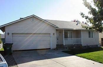 1st image of 940 N Shannon Ln