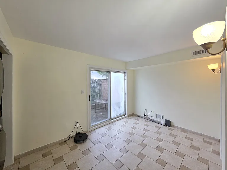 21 Gil Ct — Photo 12