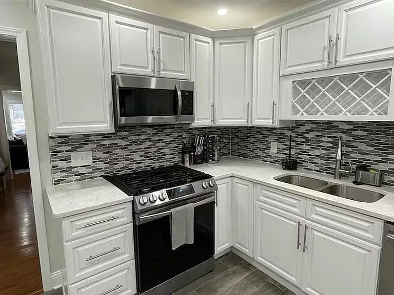 2 bed, 1200 sqft, $1,700 — Photo 4