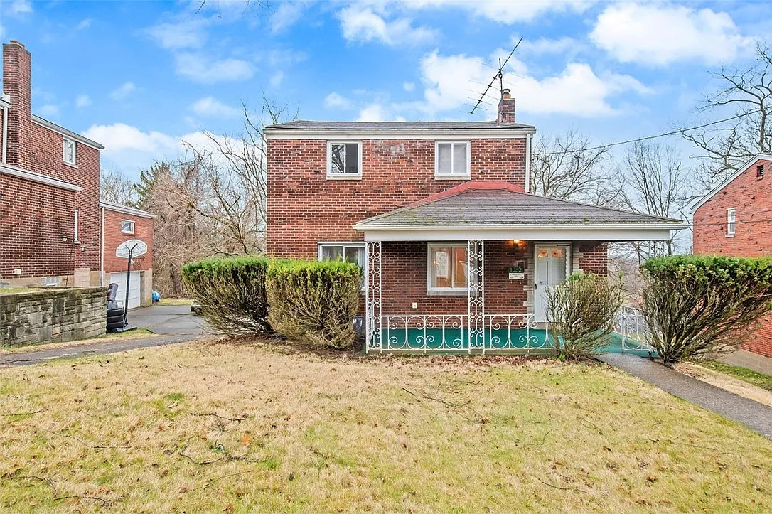 1052 Stanton Ter photo 1