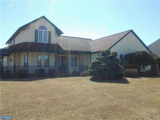1st image of 118 Meadowcrest Ln