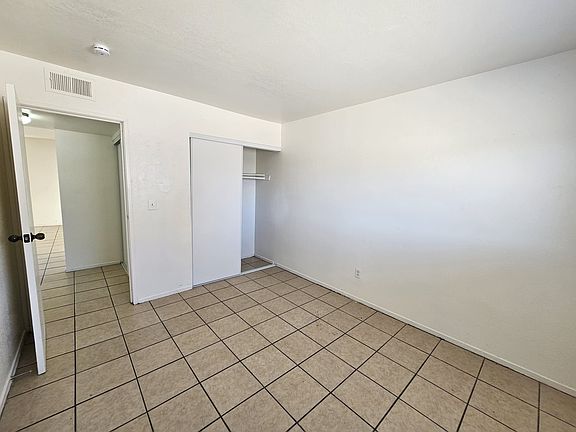 5th image of 4224 Vornsand Dr APT 1