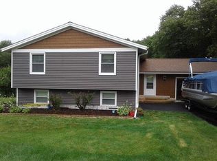 3N263 Pine Hills Rd, Saint Charles, IL 60175